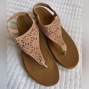 Sketchers (9) Brie-Dally sandals